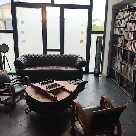 1833 Ardennes Farm Between And Houffalize 빌라 *